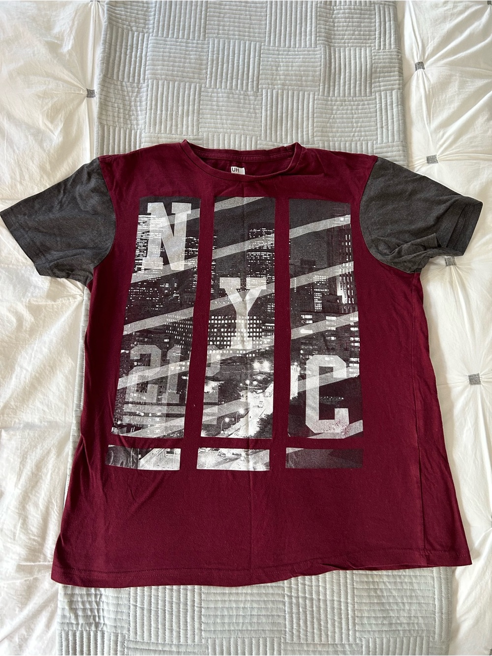 Men's NYC Graphic Short-Sleeve Shirt - Burgundy/Gray
